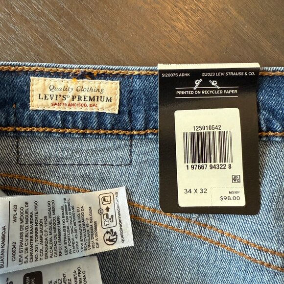 Levi's 501 Women's Jeans Size 34 x 32 High Rise Straight Leg - Picture 3 of 10